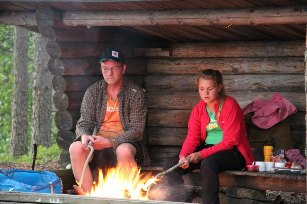 Ferienwohnung Lovas Gard Koppera Charlottenberg Exterior foto